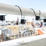 Luxurious Next To The Sea And Centre With Free Parking Space Сasa de vacaciones